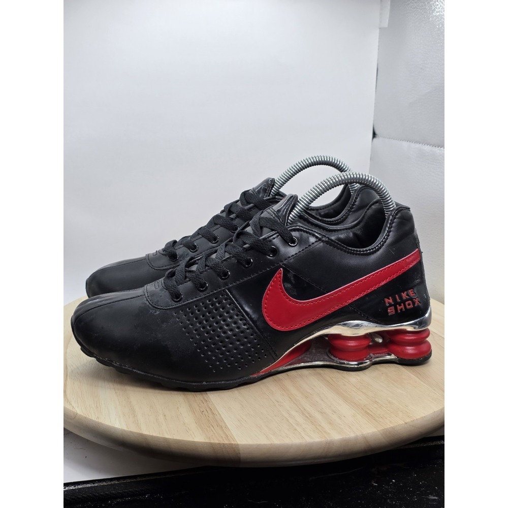 Mens size 8 - Nike Shox 318145-162  Black/Red Leather Sneaker Vintage‎ Y2K